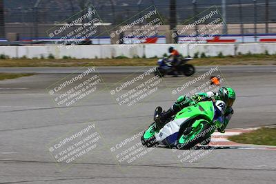 media/Apr-23-2022-Fastrack Riders (Sat) [[cb2d6ae73d]]/LEVEL 4/1PM TURN 6 OUTSIDE/